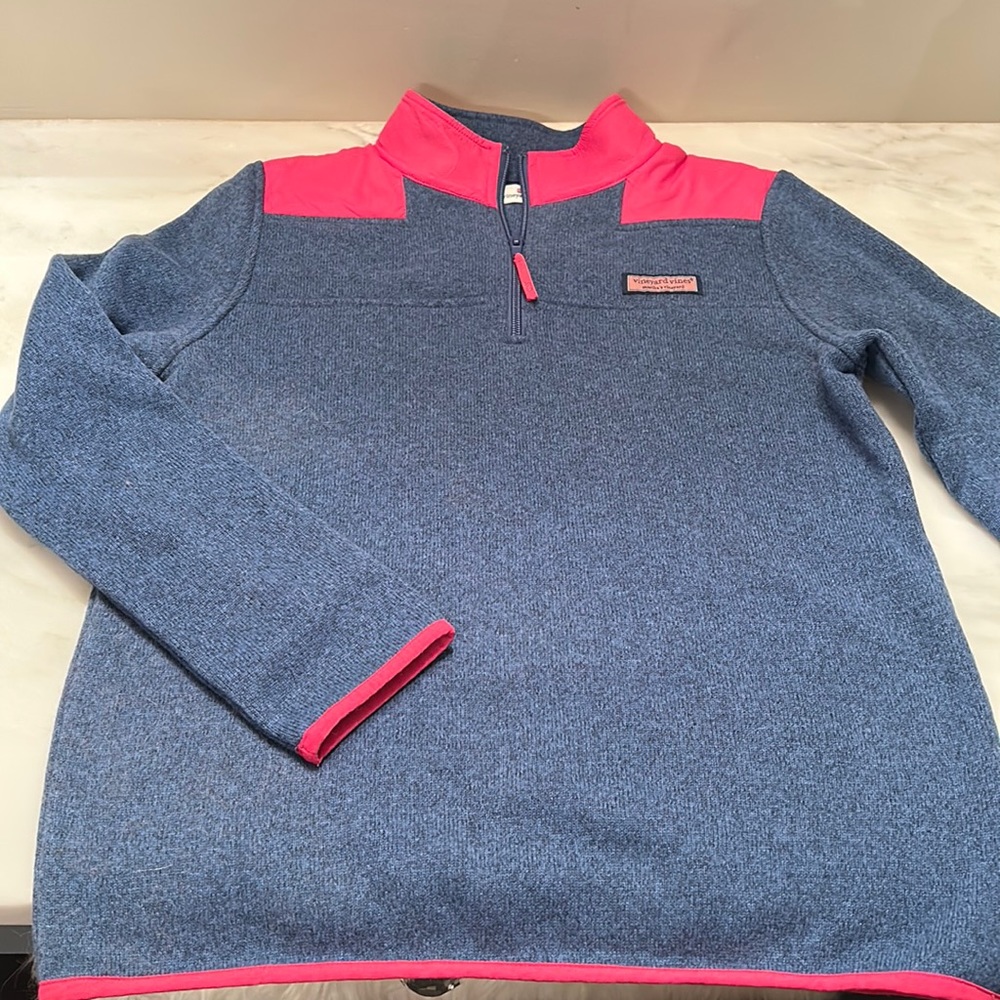 GIRLS VINEYARD VINES QUARTER ZIP- PERFECT CONDITION, SIZE L (14)